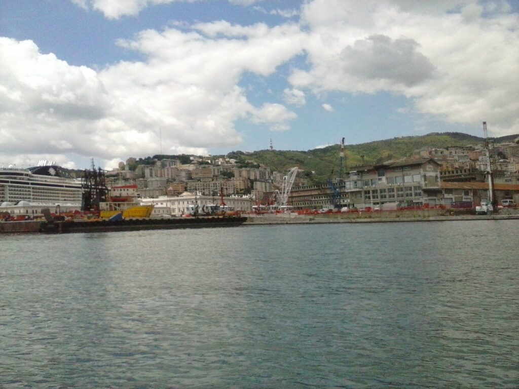Vista Porto Genova - 24-05-2015-05