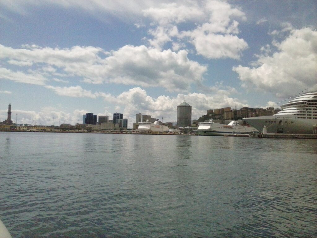 Vista Porto di Genova - 24-05-2015-06